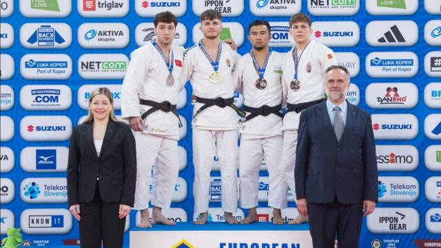 Milli judocu Demirel'den Slovenya'da gümüş madalya