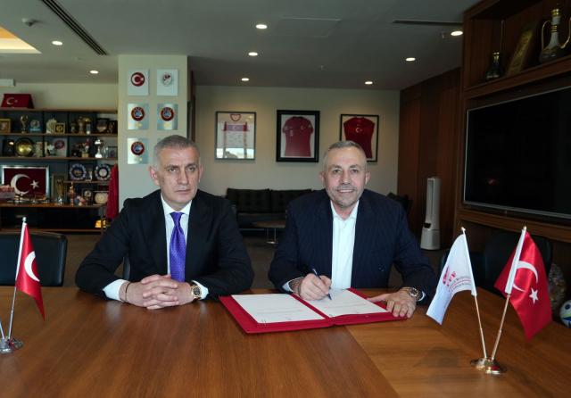 Sarıyer Kola, Futbol Milli Takımlar tedarik sponsoru oldu