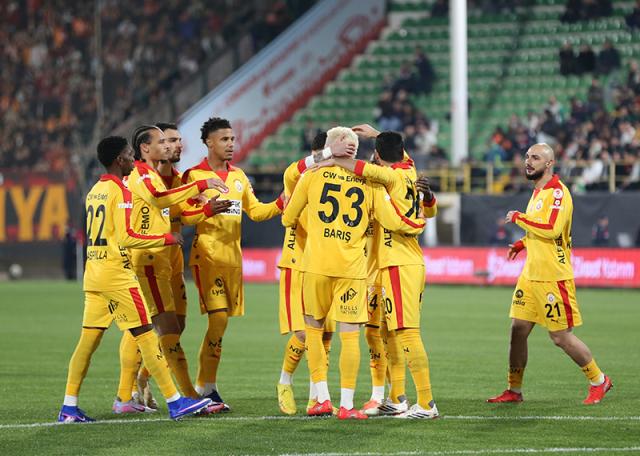 Galatasaray, Alanyaspor'u yendi ve Türkiye Kupası'nda çeyrek finale yükseldi
