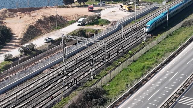 Kocaeli'de YHT'nin çarptığı kişi hayatını yitirdi