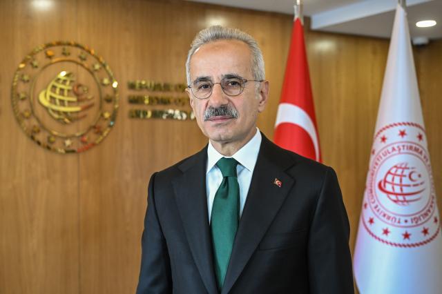 Bakan Uraloğlu: Ortadoğu'daki yolcuların tahliyesi Umman üzerinden gerçekleştiriliyor