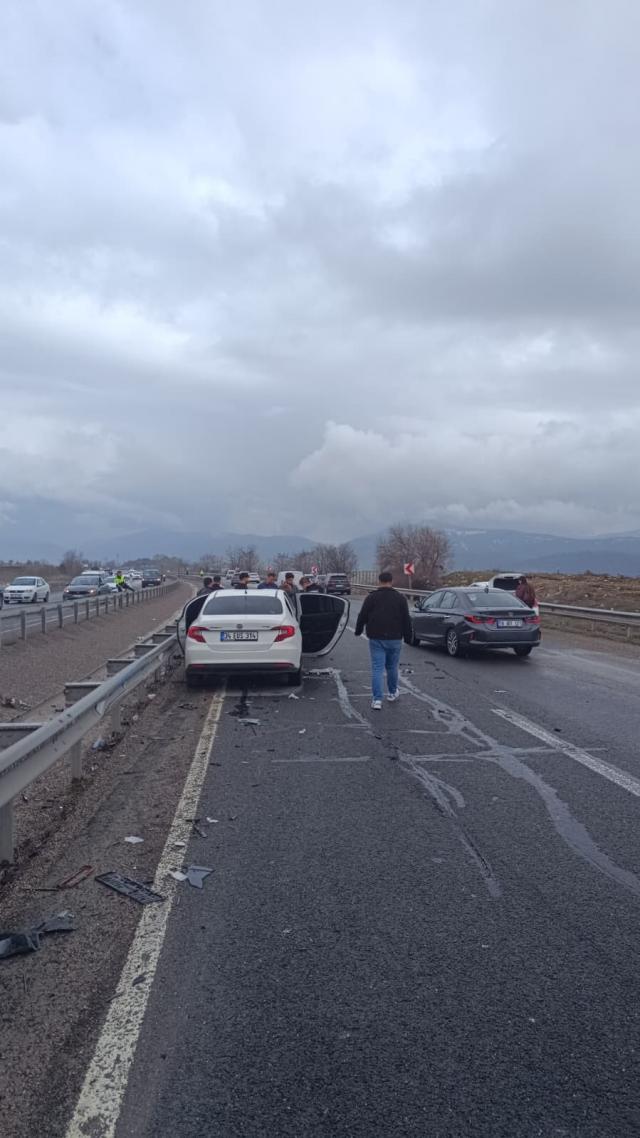 El frenini çekmeyi unuttuğu aracını durdurmaya çalışırken öldü