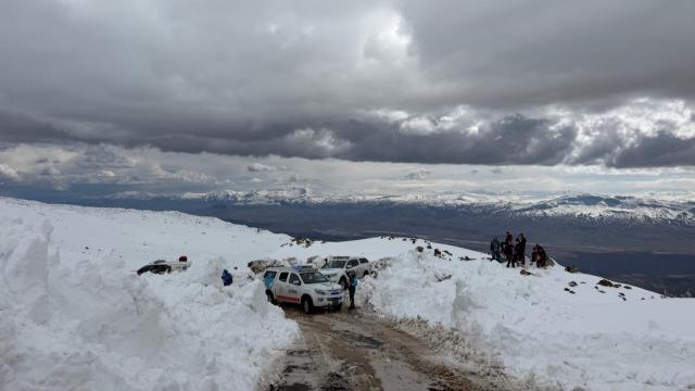 Ağrı'da kaybolan kadın dağcı için arama çalışması başlatıldı