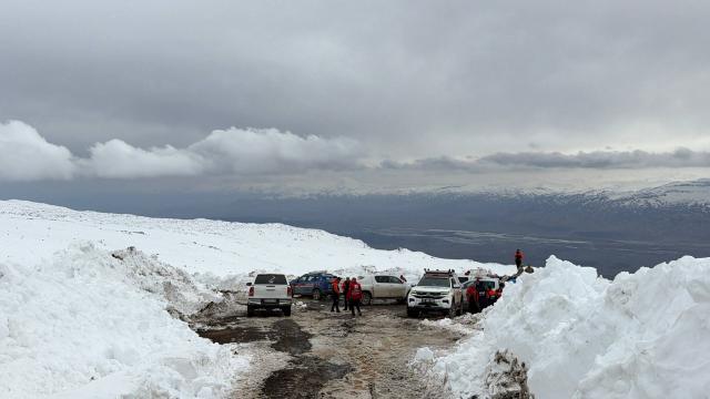 Jandarma alarma geçti, İHA havalandı. Ağrı'da kayıp dağcı aranıyor