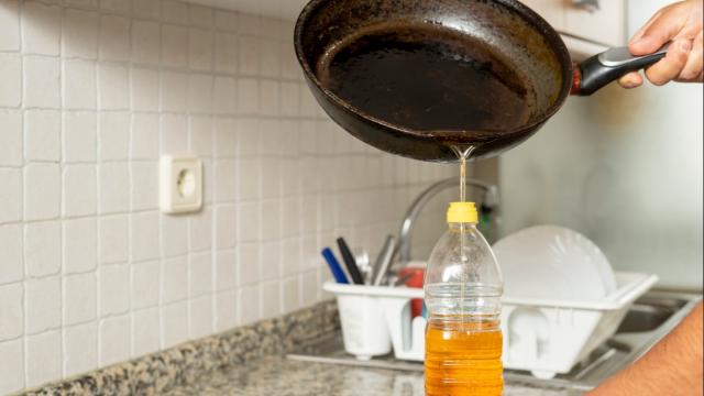 Marketlerde yeni dönem başlıyor. Artık atık yağlar uçak uçuracak