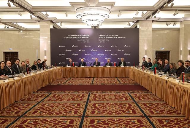 Bakan Kacır: 2030 Yapay Zeka Stratejimizin önceliklerini paydaşlarımızla belirliyoruz