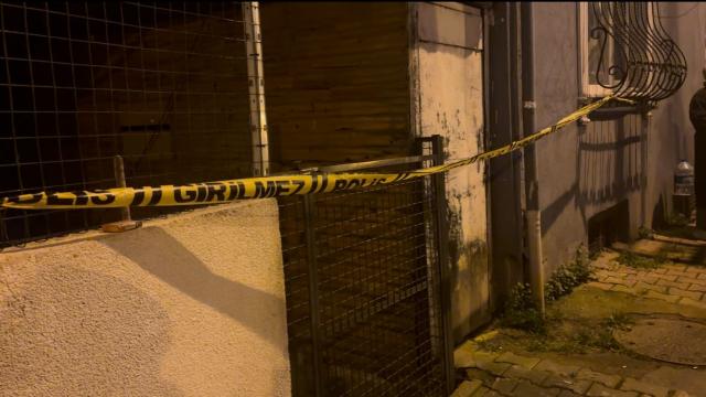 Sarıyer’de toprak kayması. 6 binaya tahliye kararı verildi