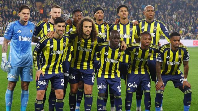 Fenerbahçe'de sakatlık şoku. Yıldız isim, Beşiktaş derbisine devam edemedi