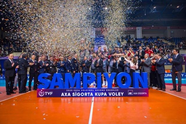 Ziraat Bankkart, Kupa Voley'de 16 yıl sonra şampiyon