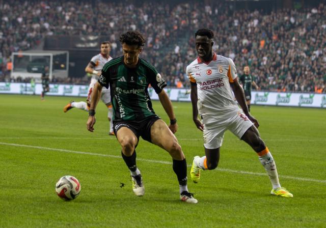 Galatasaray-Kocaelispor maçı öncesi gerilim. 
