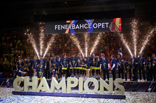 Fenerbahçe Opet Kadın Basketbol Takımı, 3. kez Avrupa'nın zirvesinde