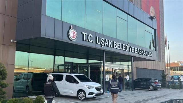 Uşak Belediyesi'ne ikinci dalga operasyon: 29 gözaltı