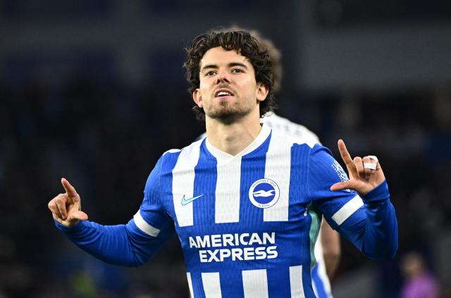 Maç başlar başlamaz ne olduğunu şaşırdılar, milli yıldız sahneye çıktı